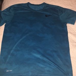 Nike Dry-fit Shirt, Men’s LG